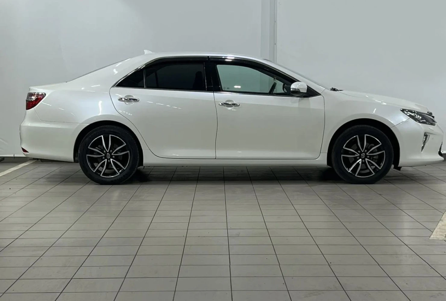 Toyota Camry, 2017