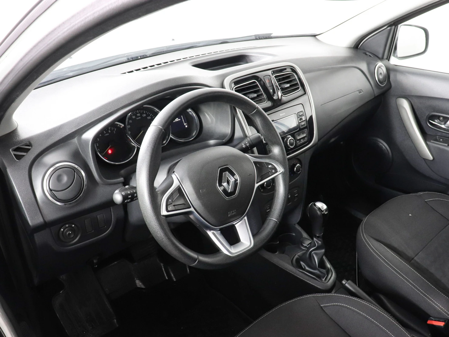Renault Logan, 2019
