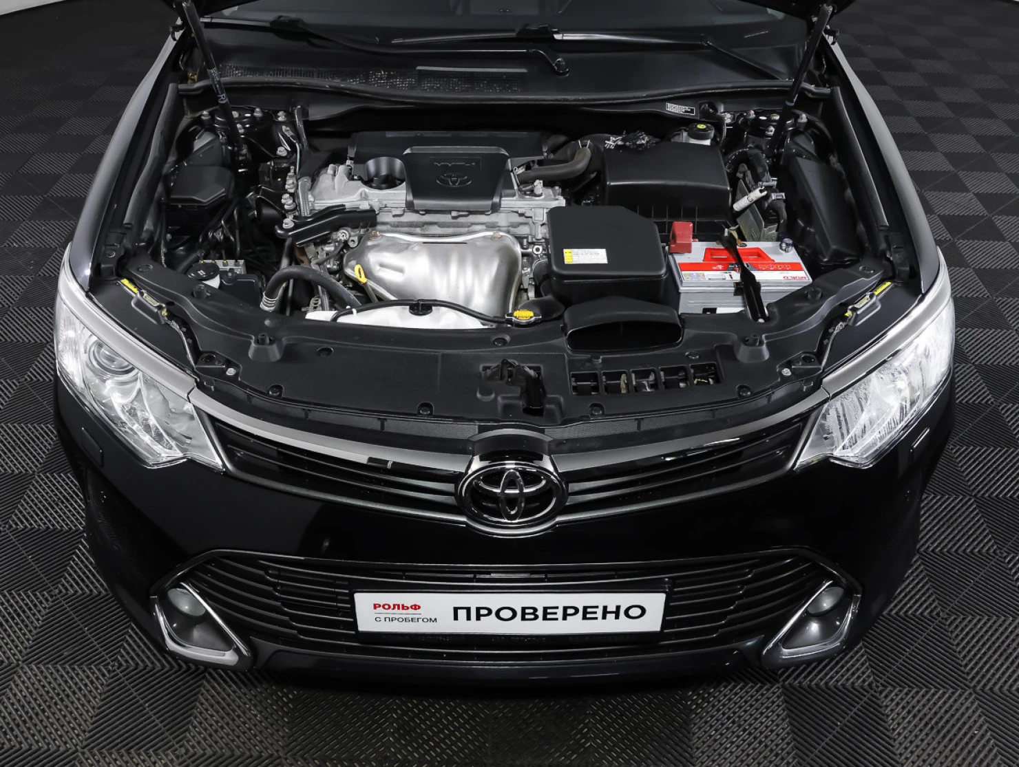 Toyota Camry, 2015