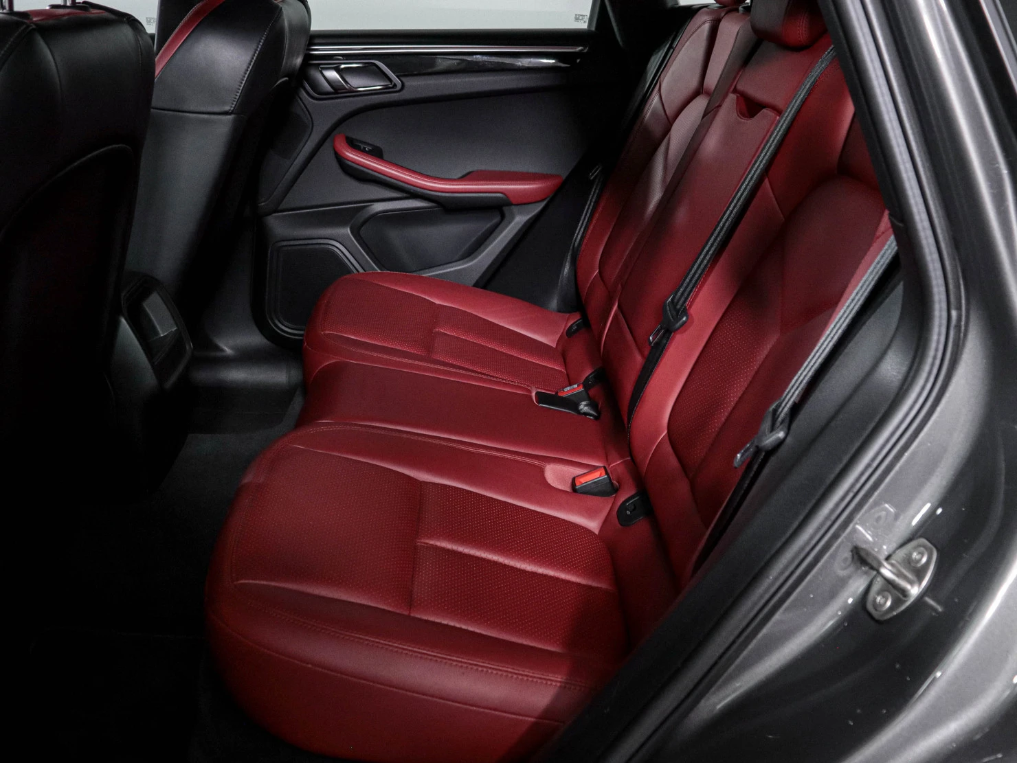 Porsche Macan, 2015