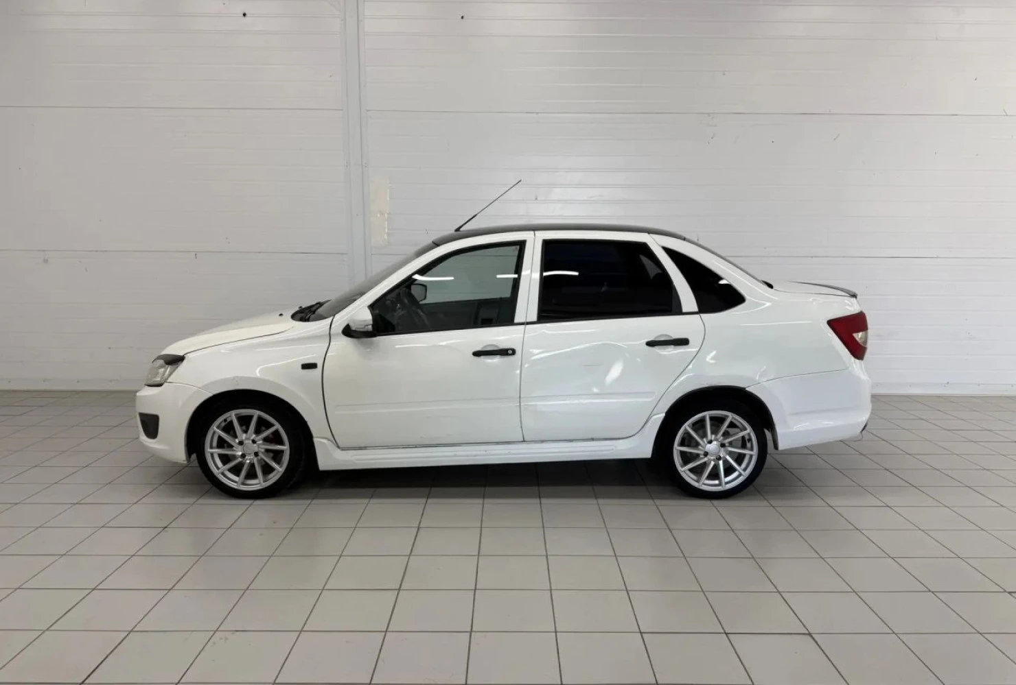 LADA (ВАЗ) Granta, 2015