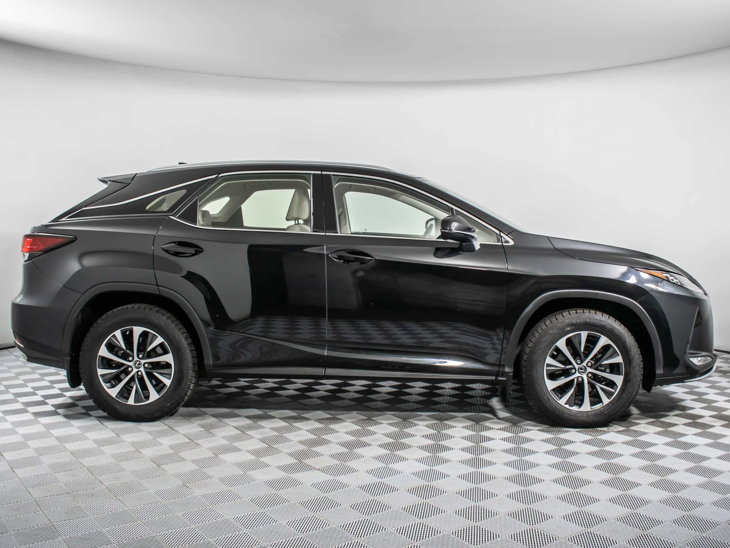 Lexus RX, 2021