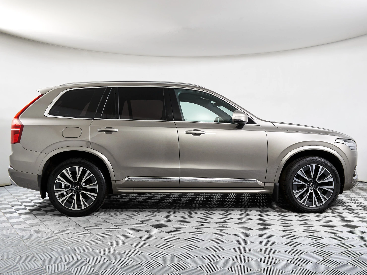 Volvo XC90, 2020