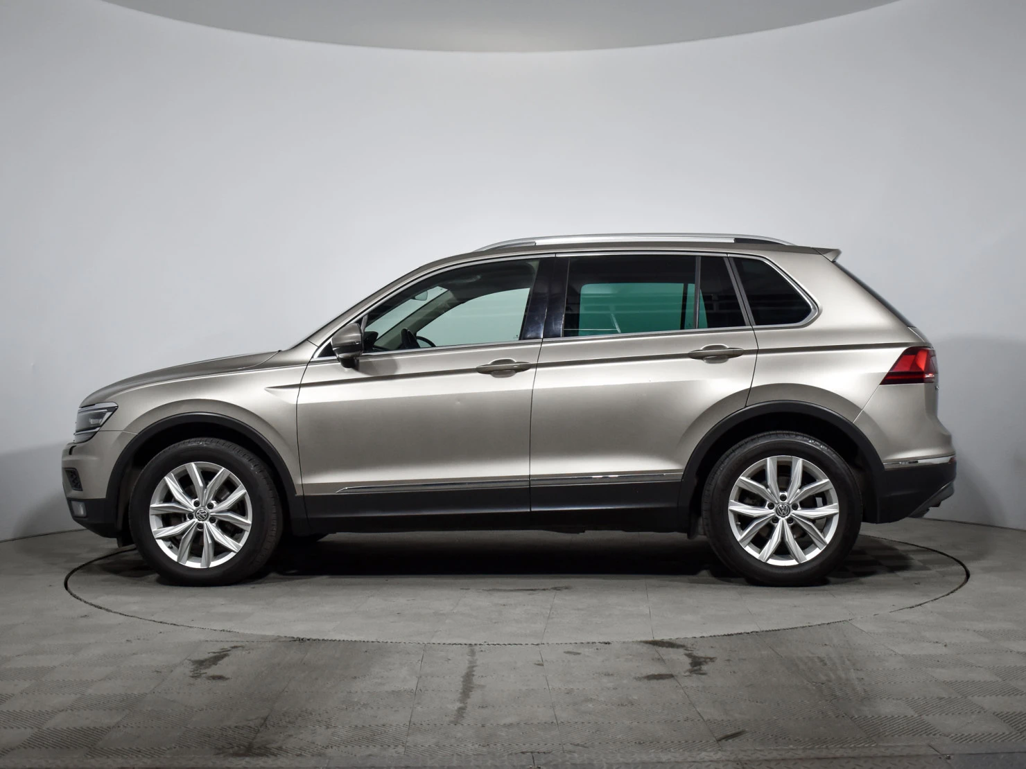 Volkswagen Tiguan, 2017