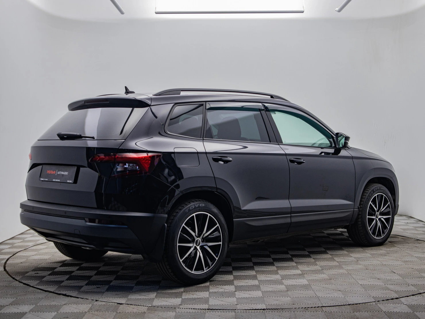 ŠKODA KAROQ, 2020