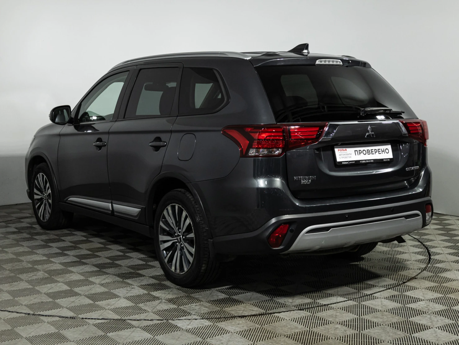Mitsubishi OUTLANDER, 2019
