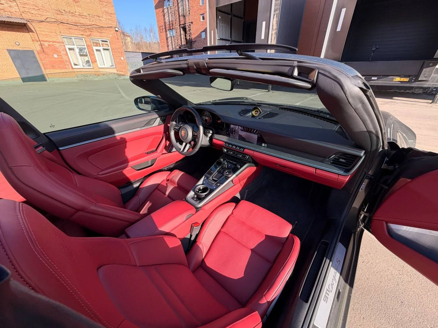 Porsche 911, 2023