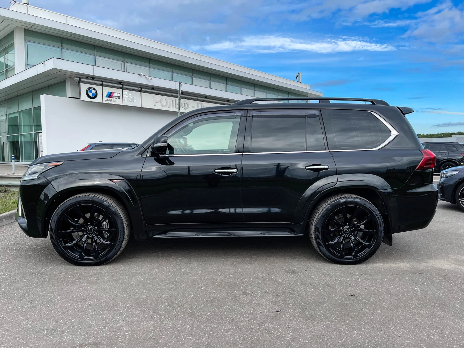 Lexus LX, 2020
