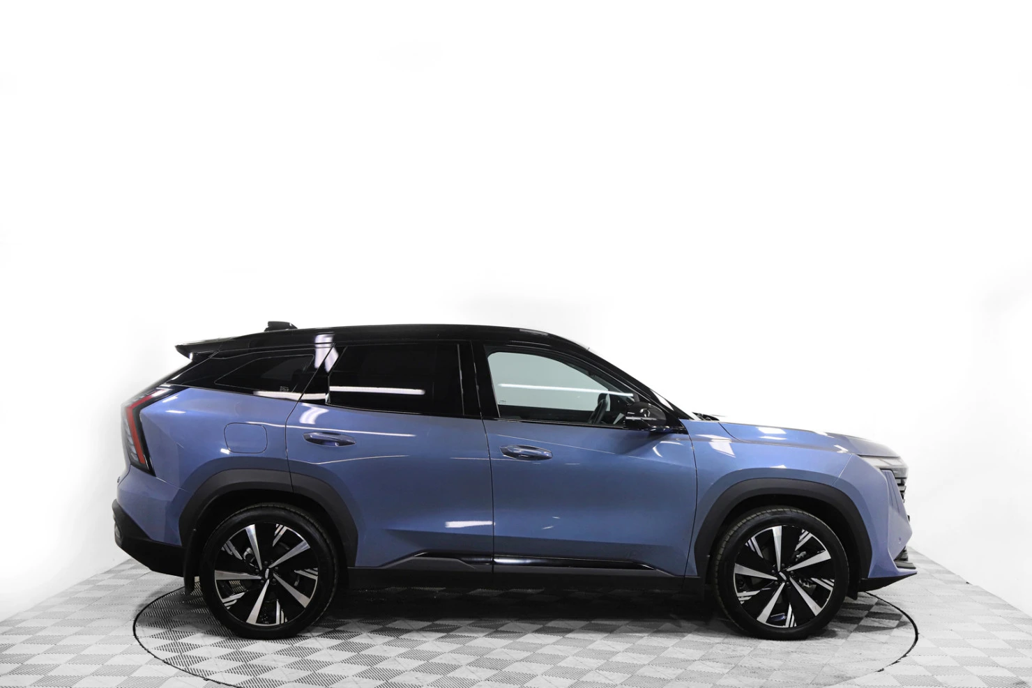 Geely Atlas, 2024