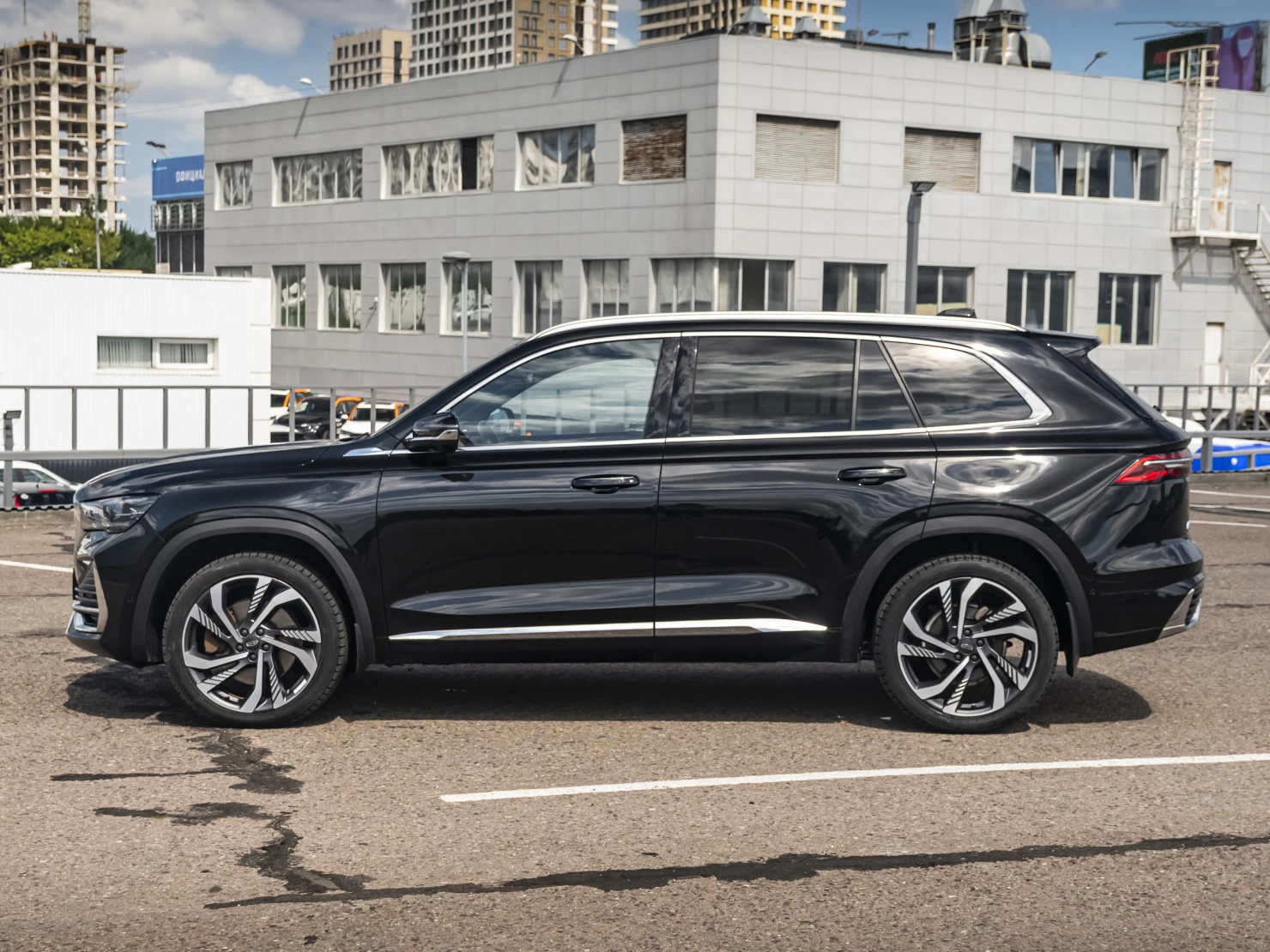 Geely Monjaro, 2023