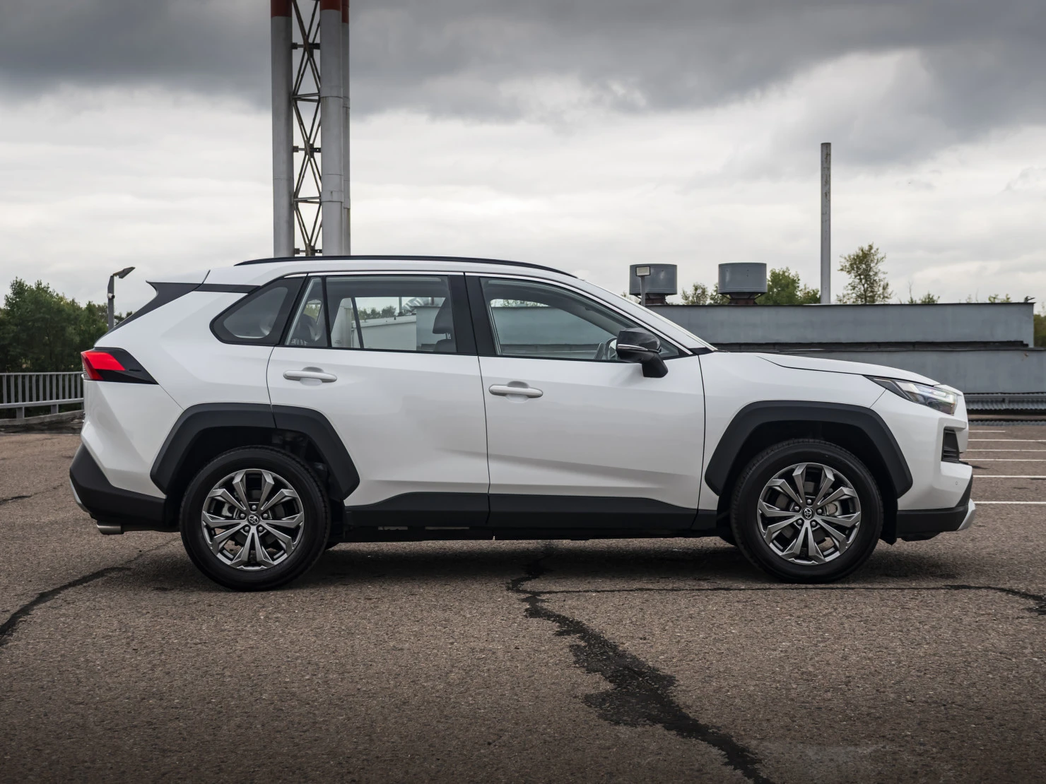 Toyota RAV4, 2024