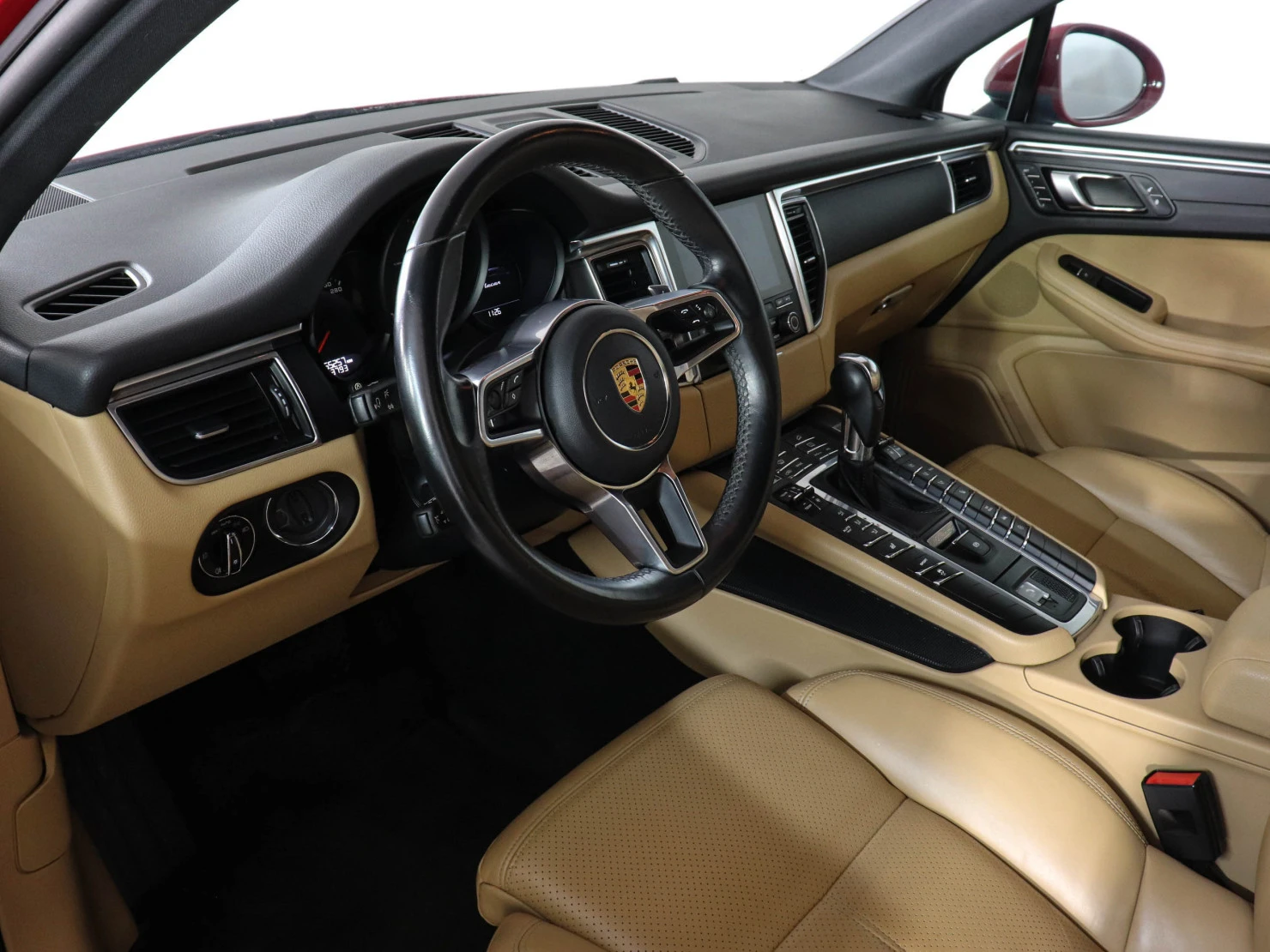 Porsche Macan, 2018