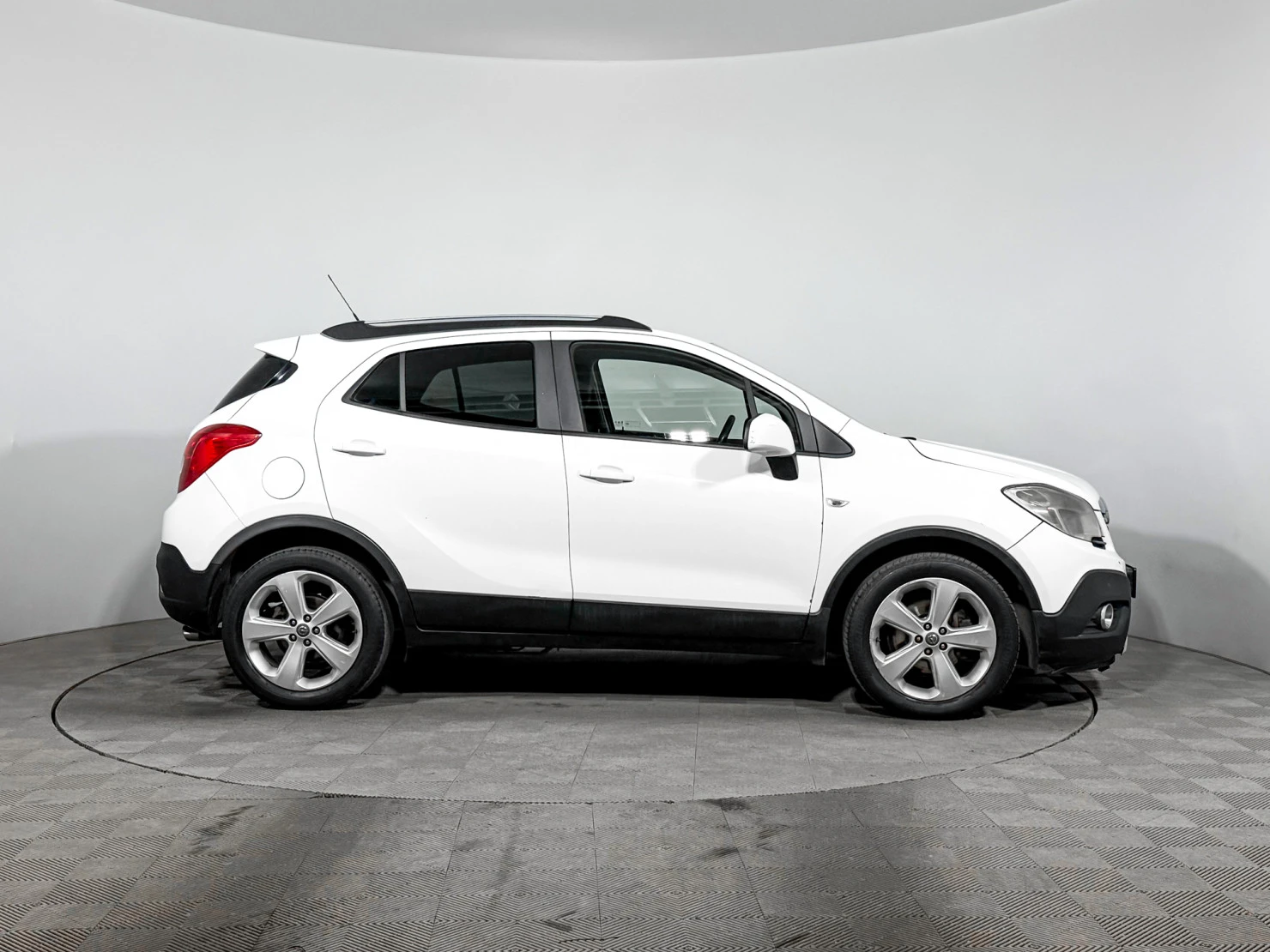 Opel Mokka, 2013