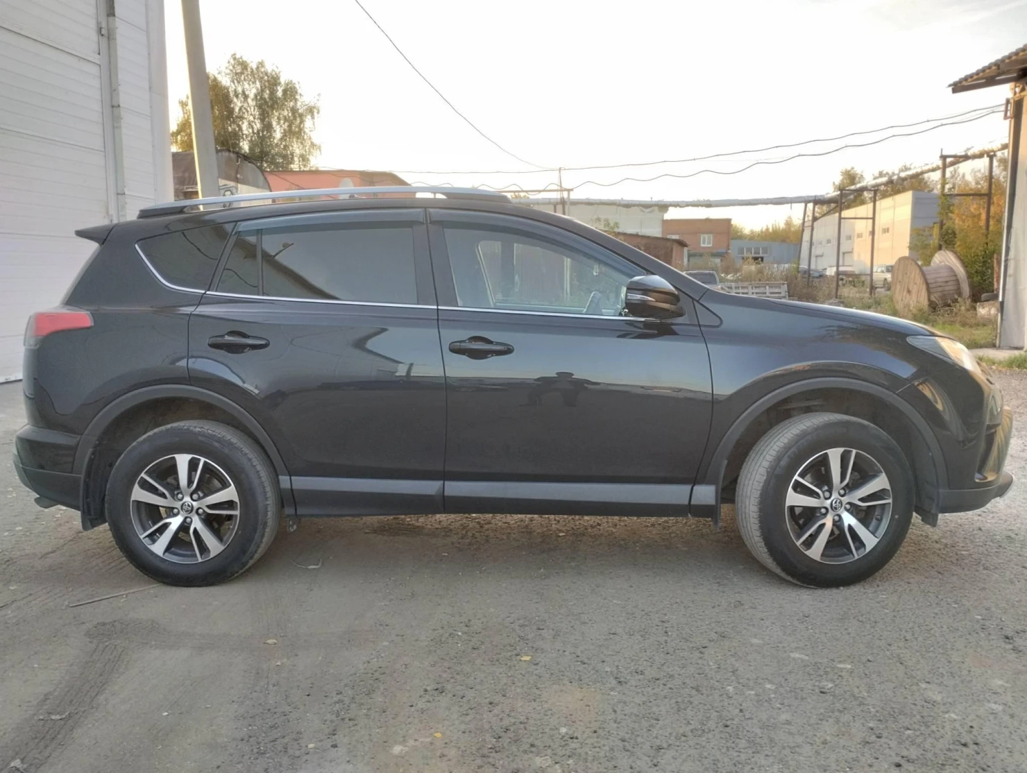 Toyota RAV4, 2016
