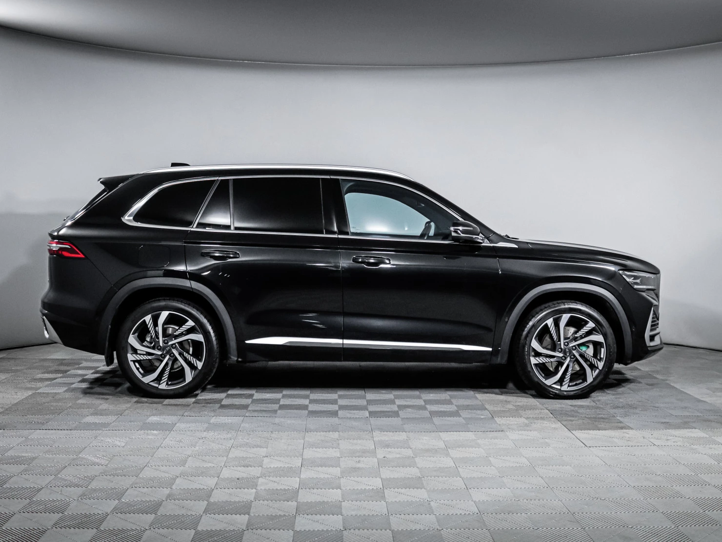 Geely Monjaro, 2023