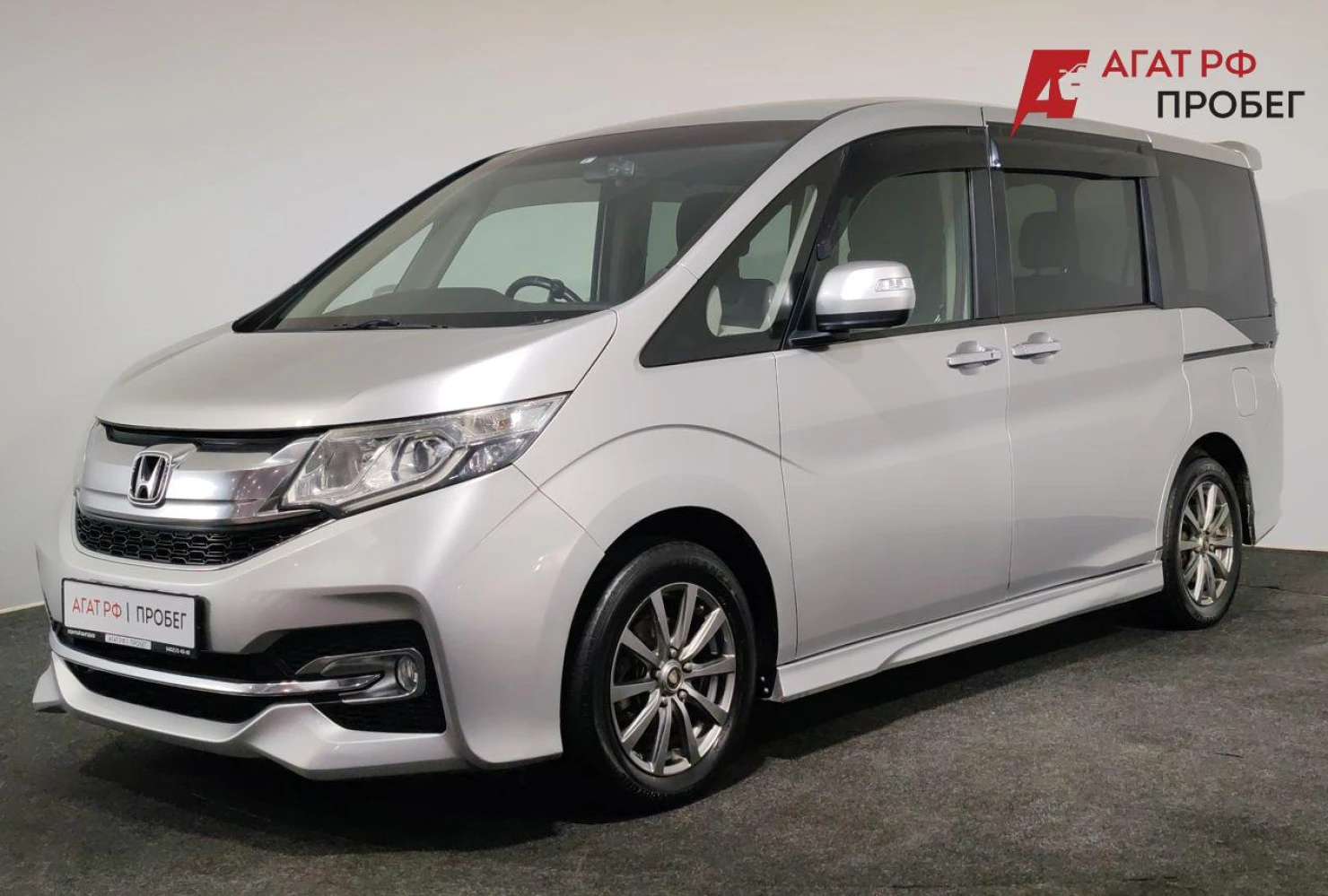 Honda Stepwgn, 2015