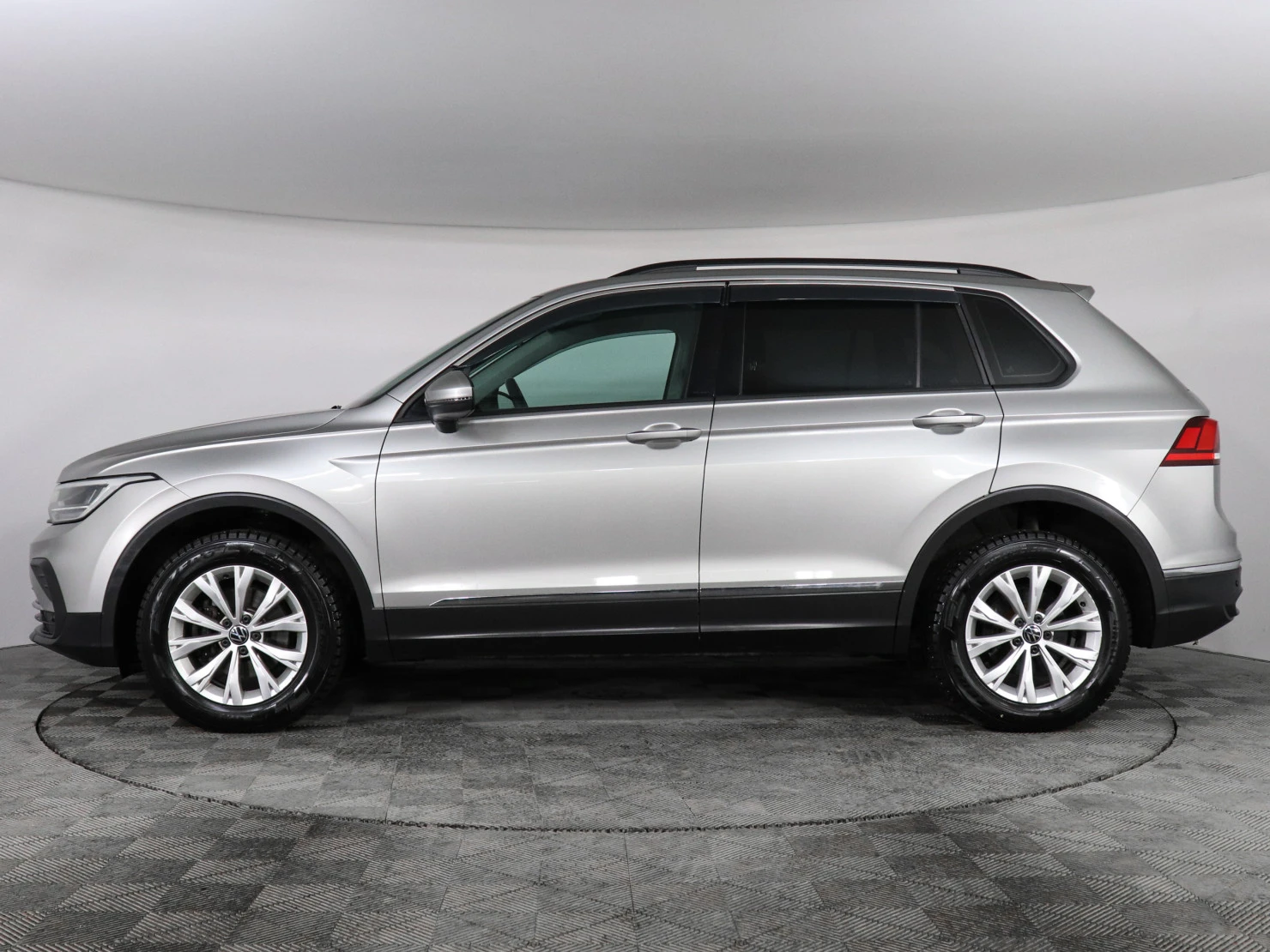 Volkswagen Tiguan, 2021