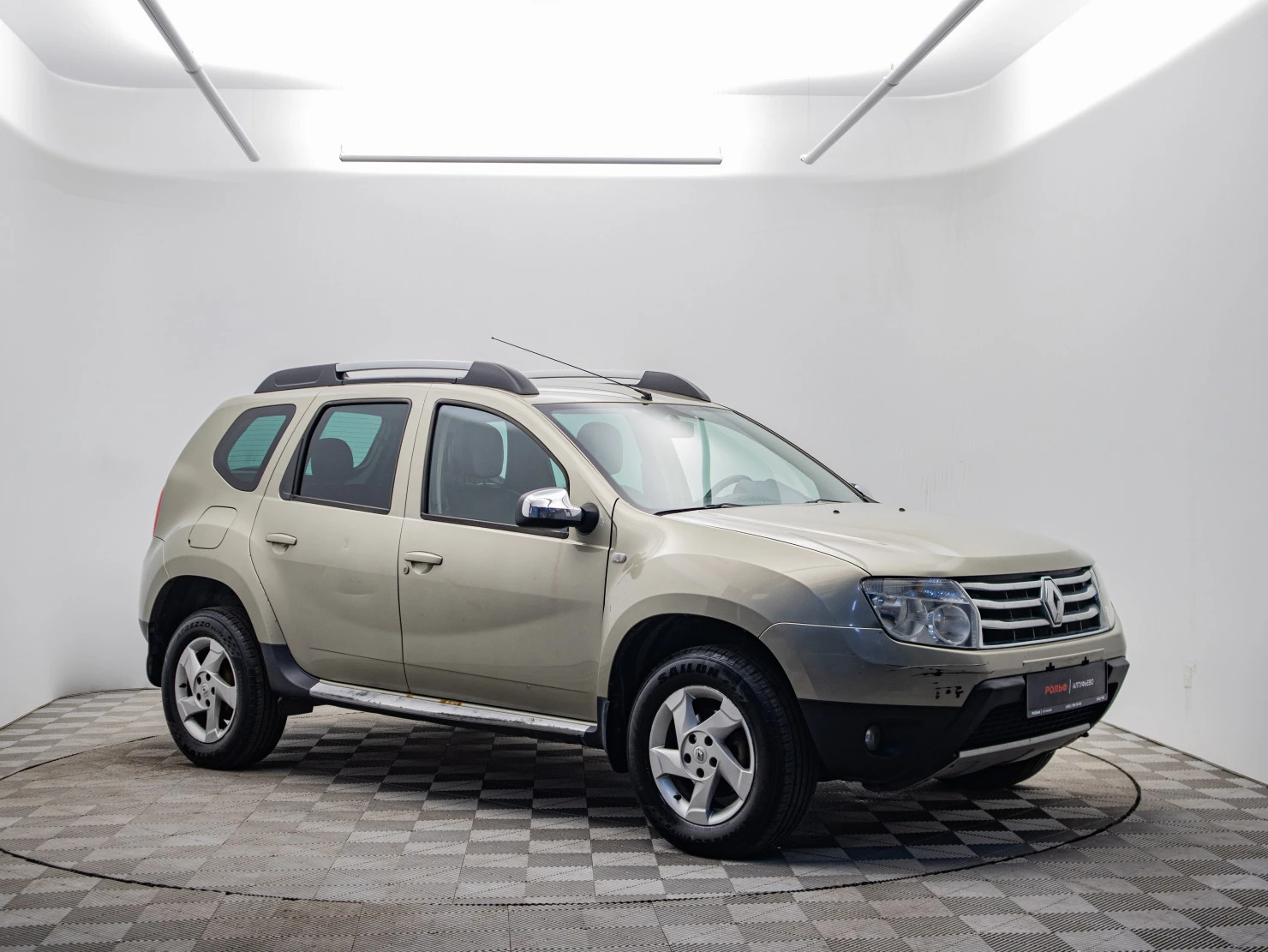 Renault Duster, 2012