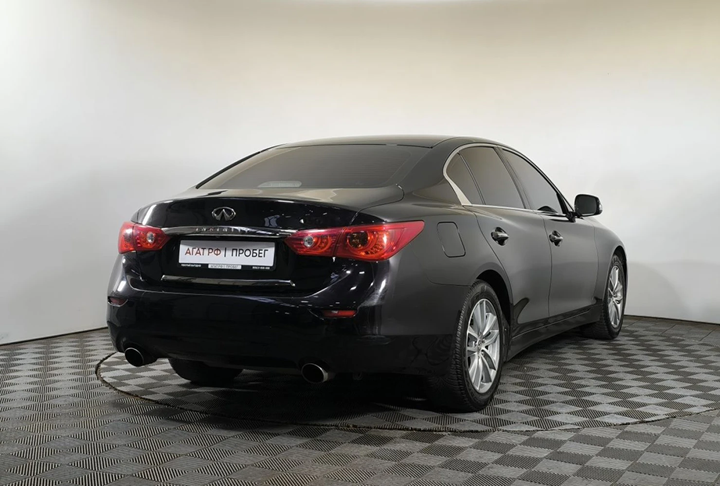 Infiniti Q50, 2015