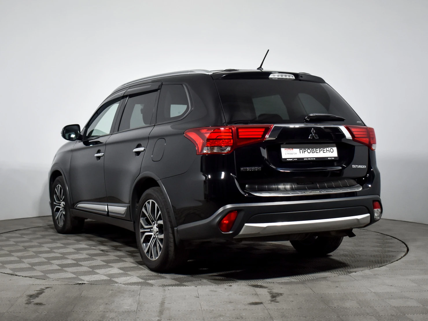 Mitsubishi OUTLANDER, 2016