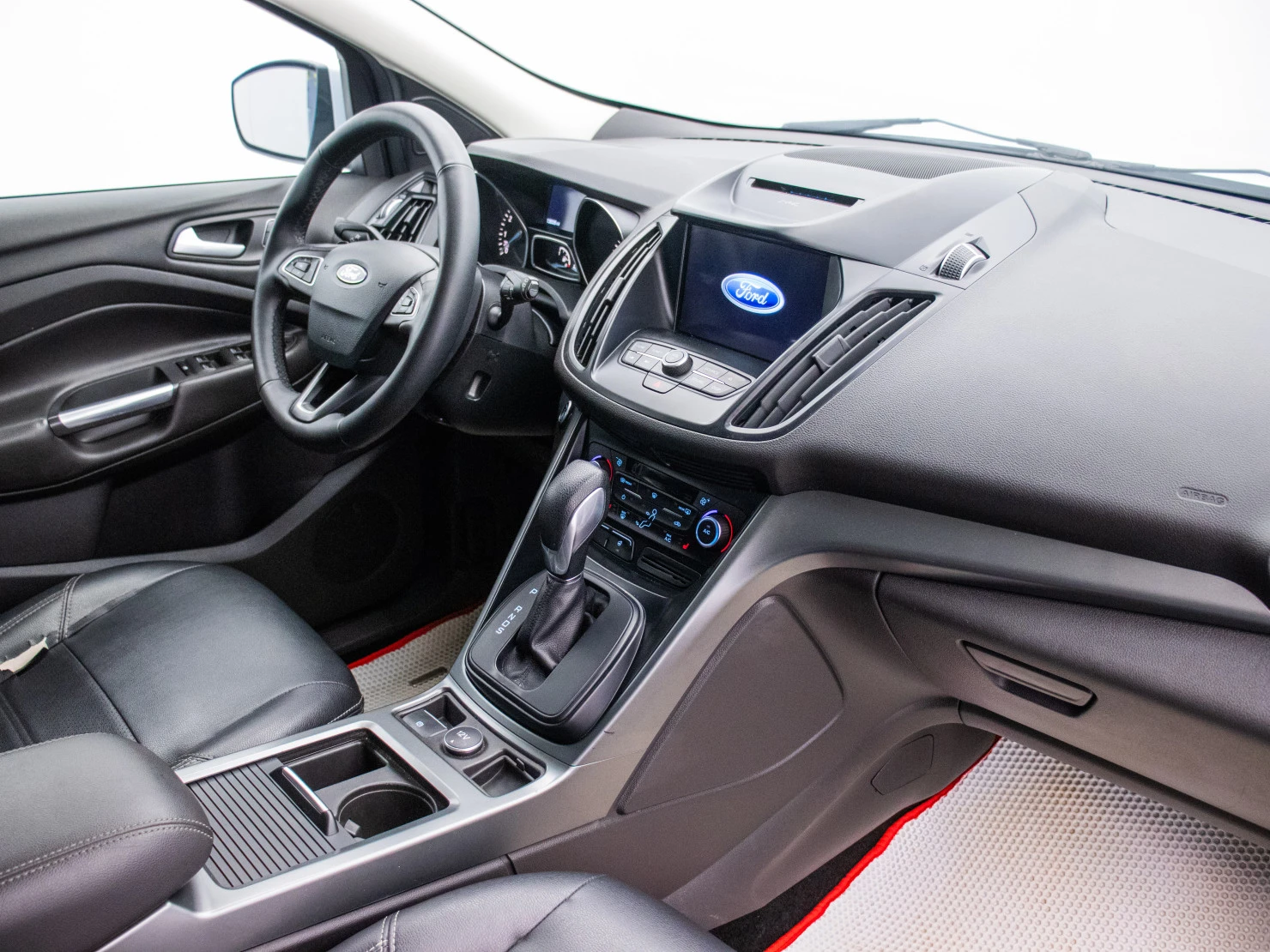 Ford KUGA, 2017