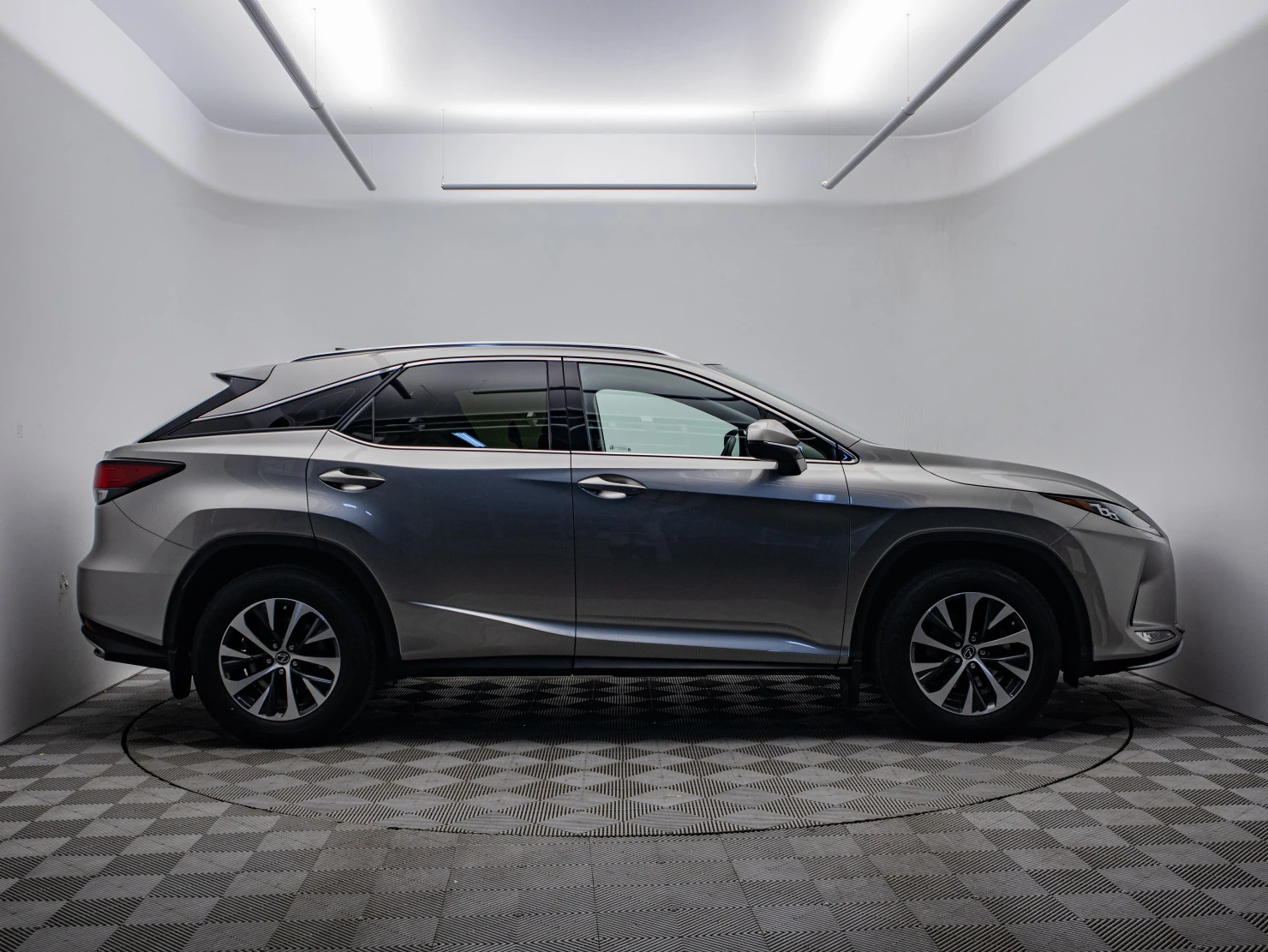 Lexus RX, 2020