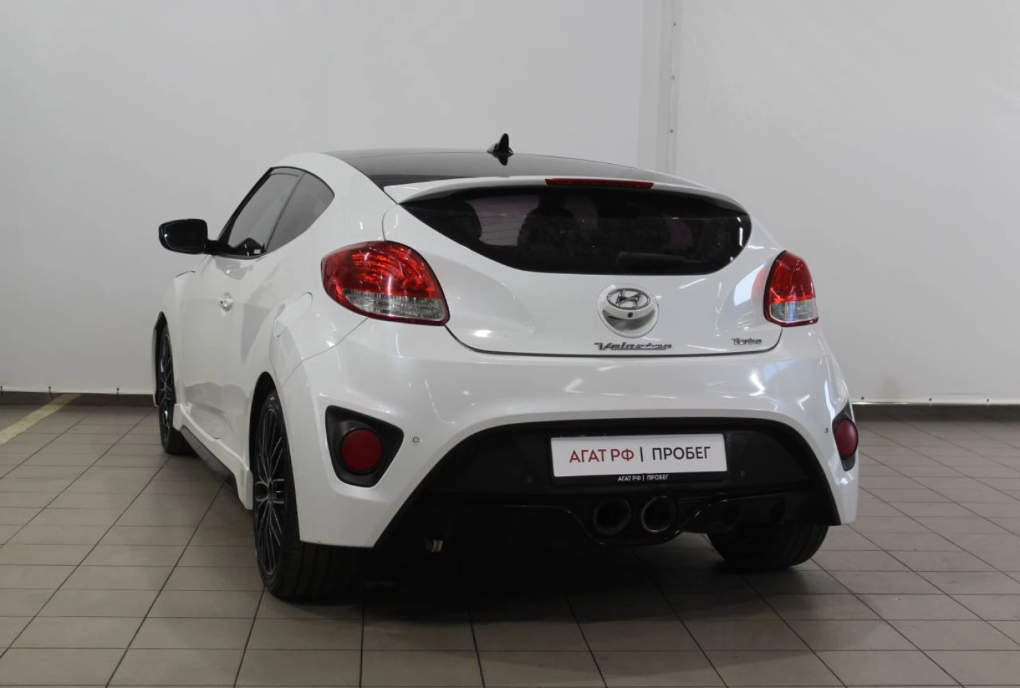Hyundai Veloster, 2013