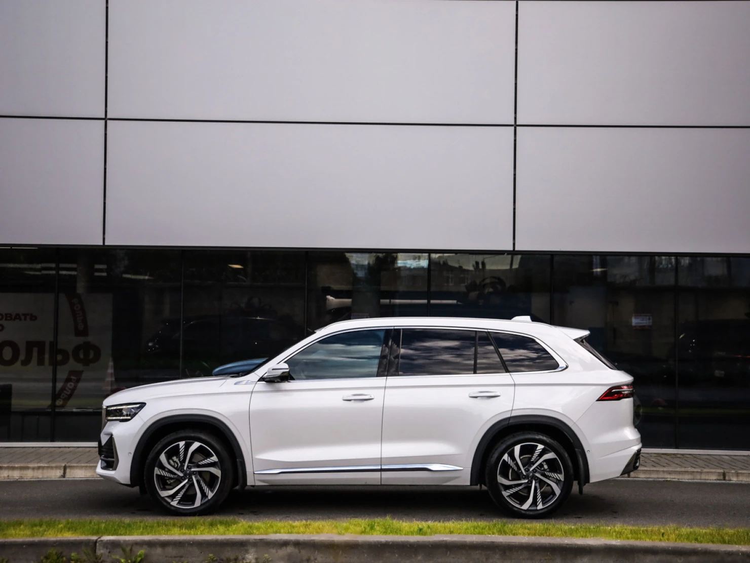 Geely Monjaro, 2024