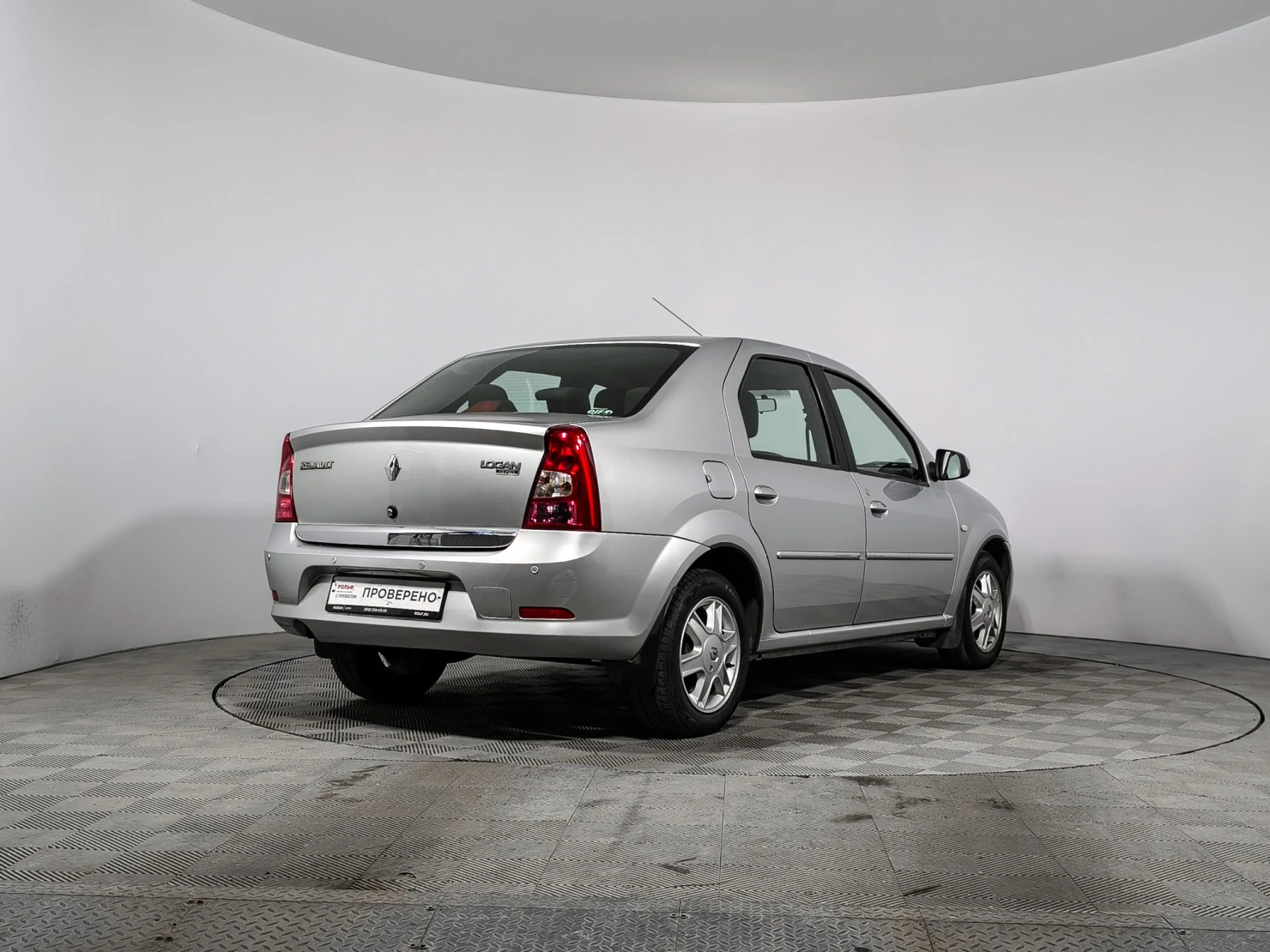 Renault Logan, 2013