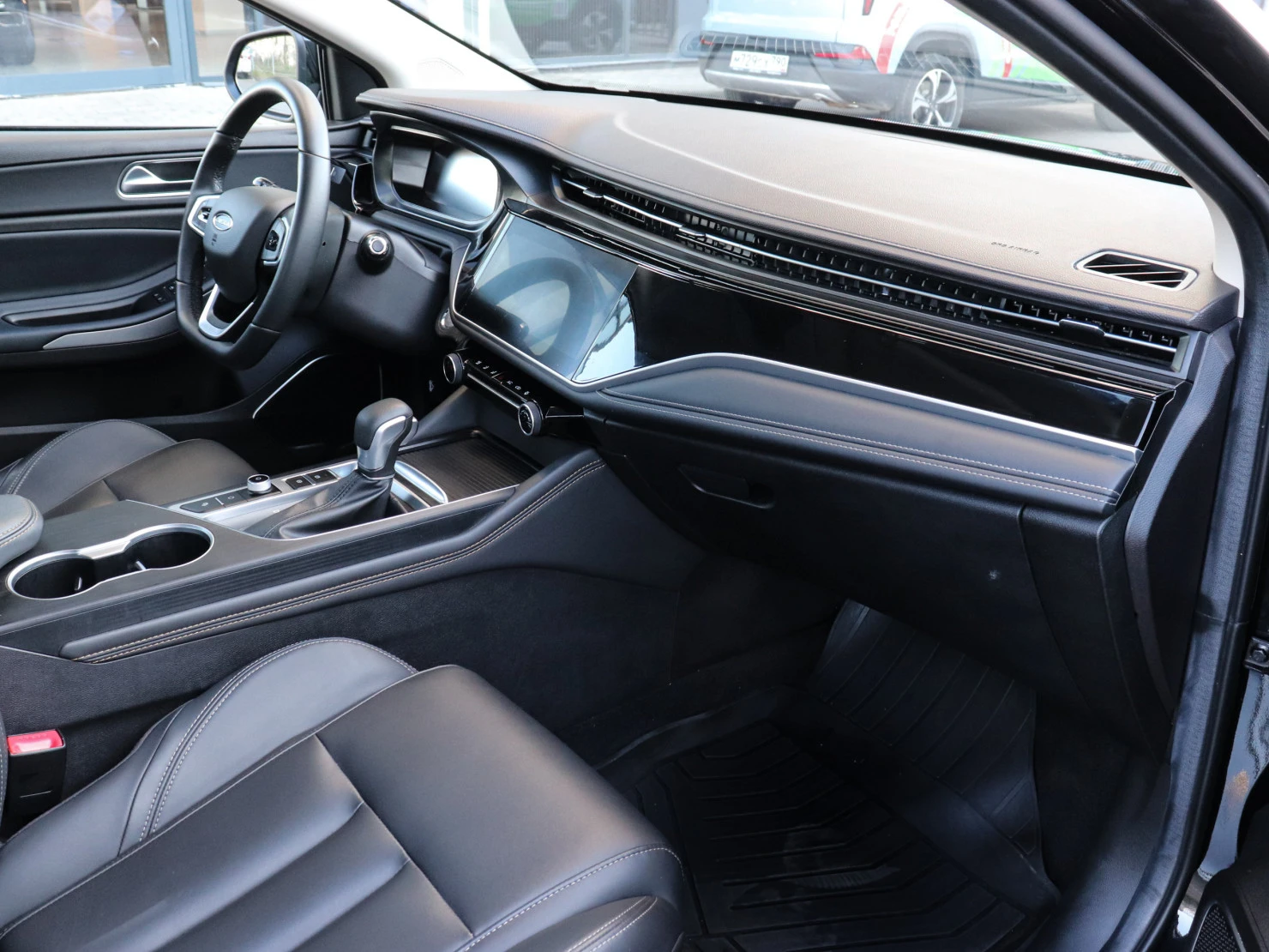 OMODA S5, 2023