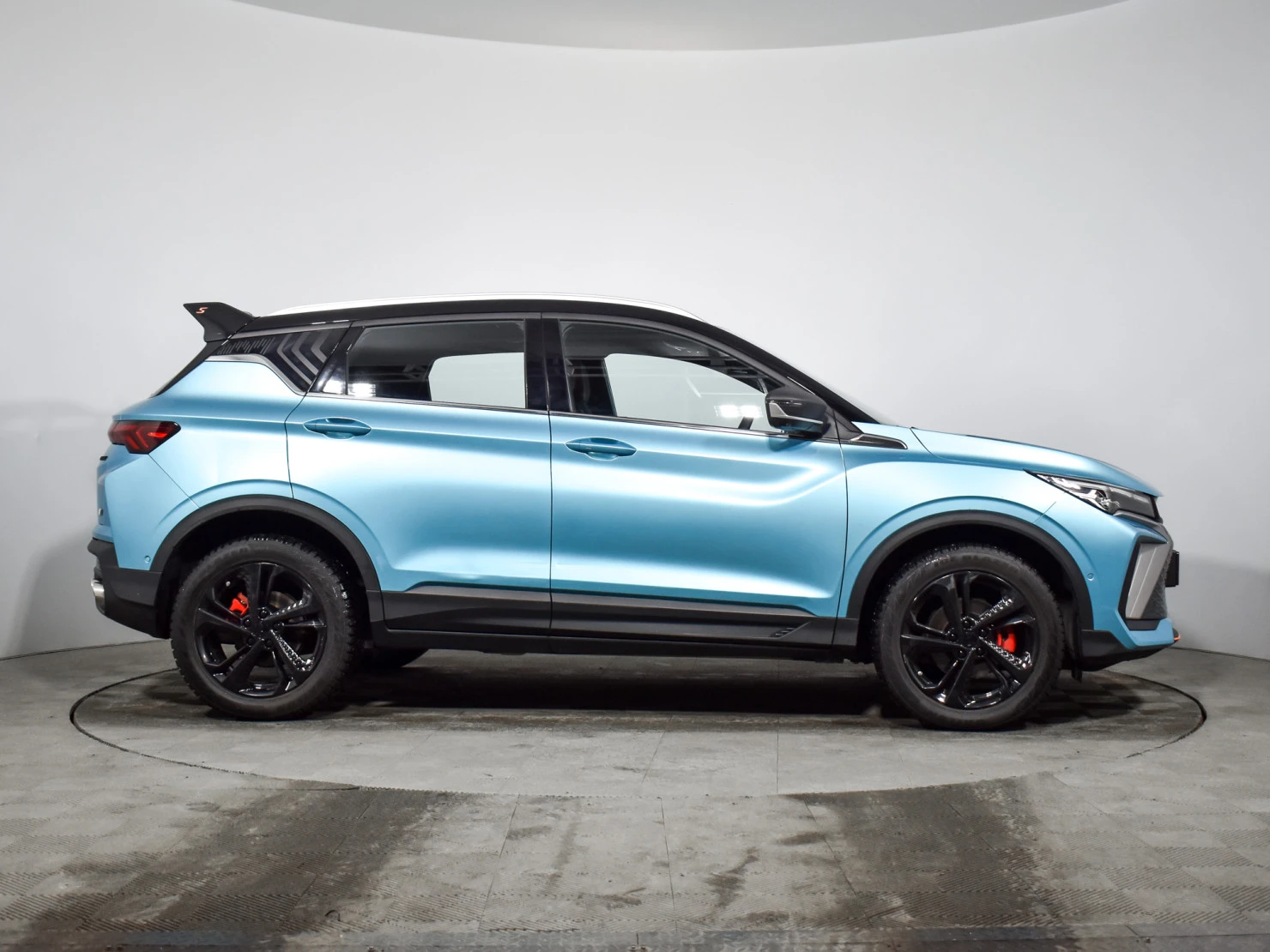 Geely Coolray, 2023