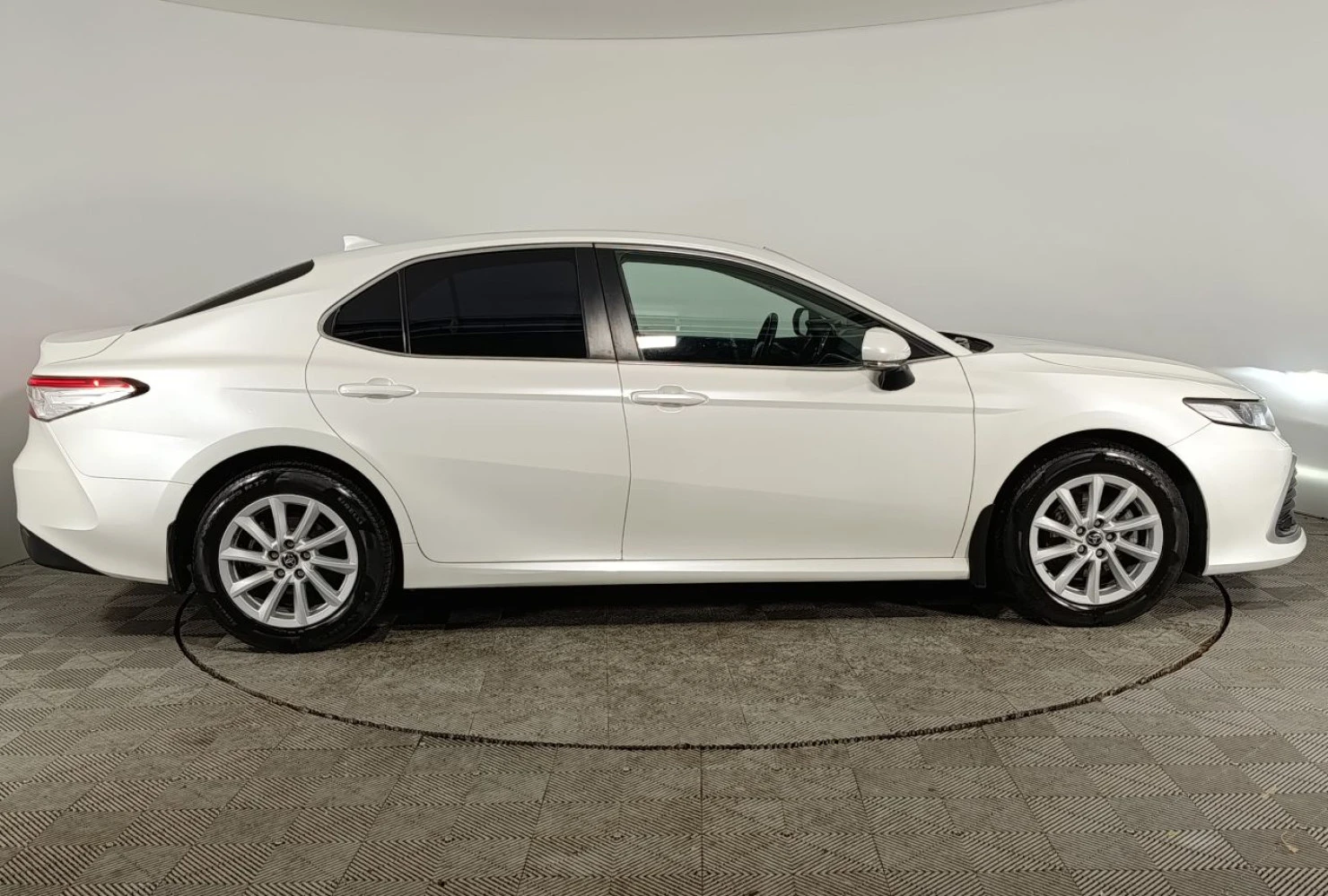 Toyota Camry, 2022