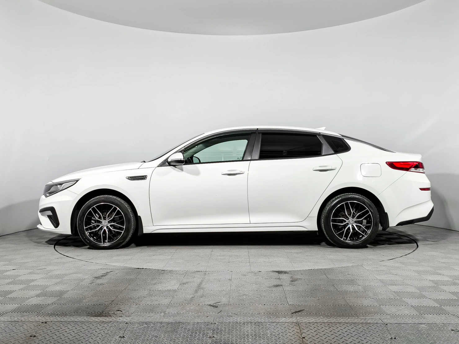Kia Optima, 2019