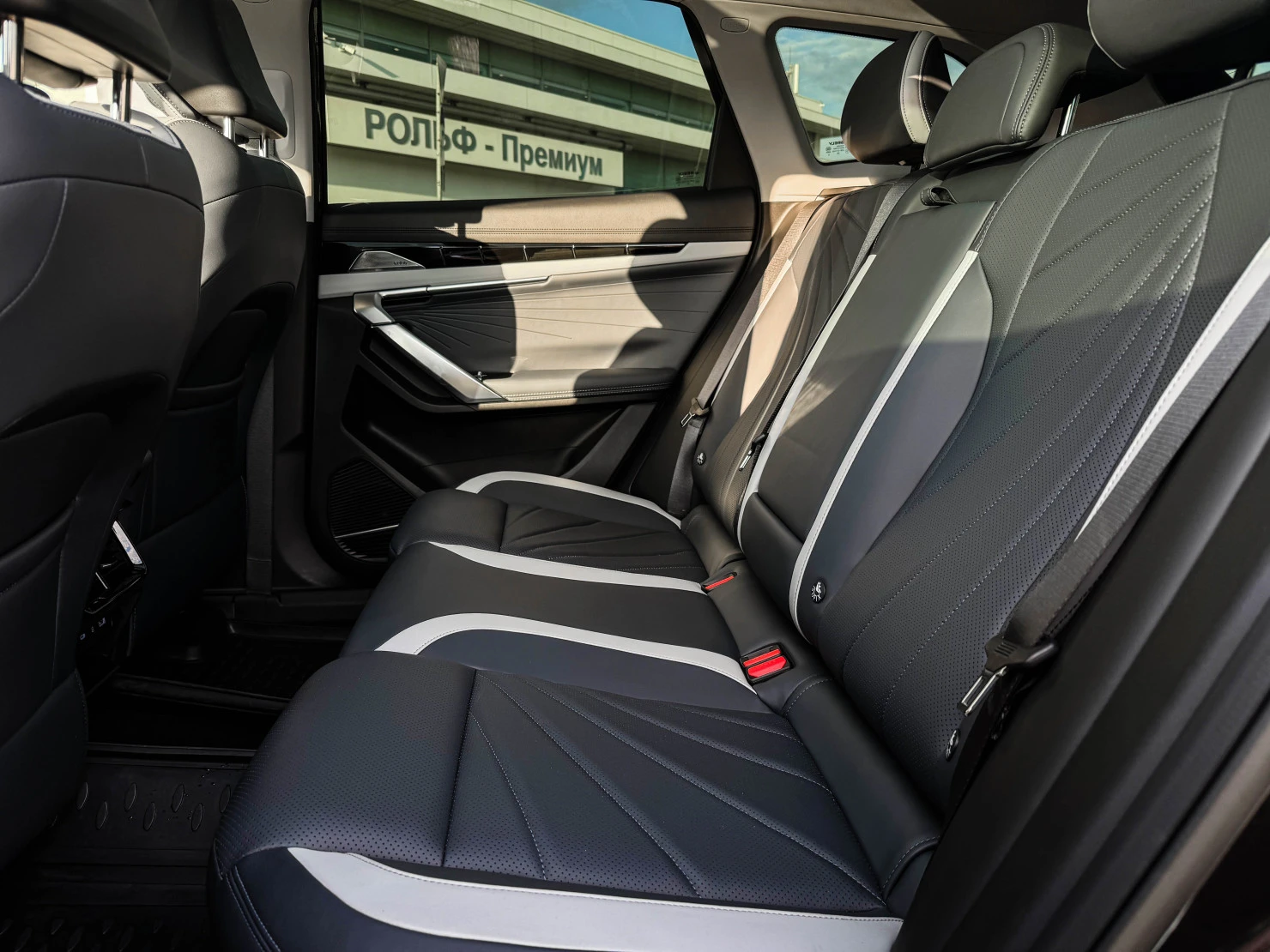 Geely Atlas, 2024