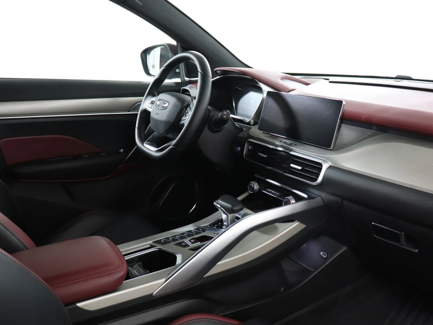 Geely Coolray, 2023