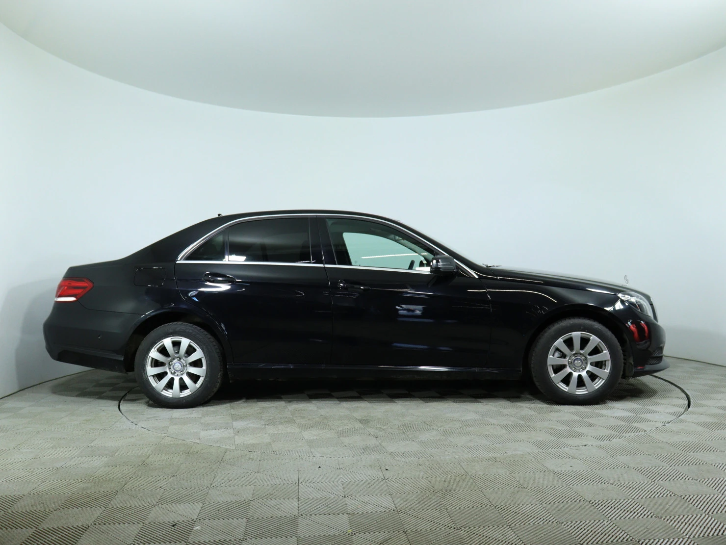 Mercedes-Benz E-Класс, 2014