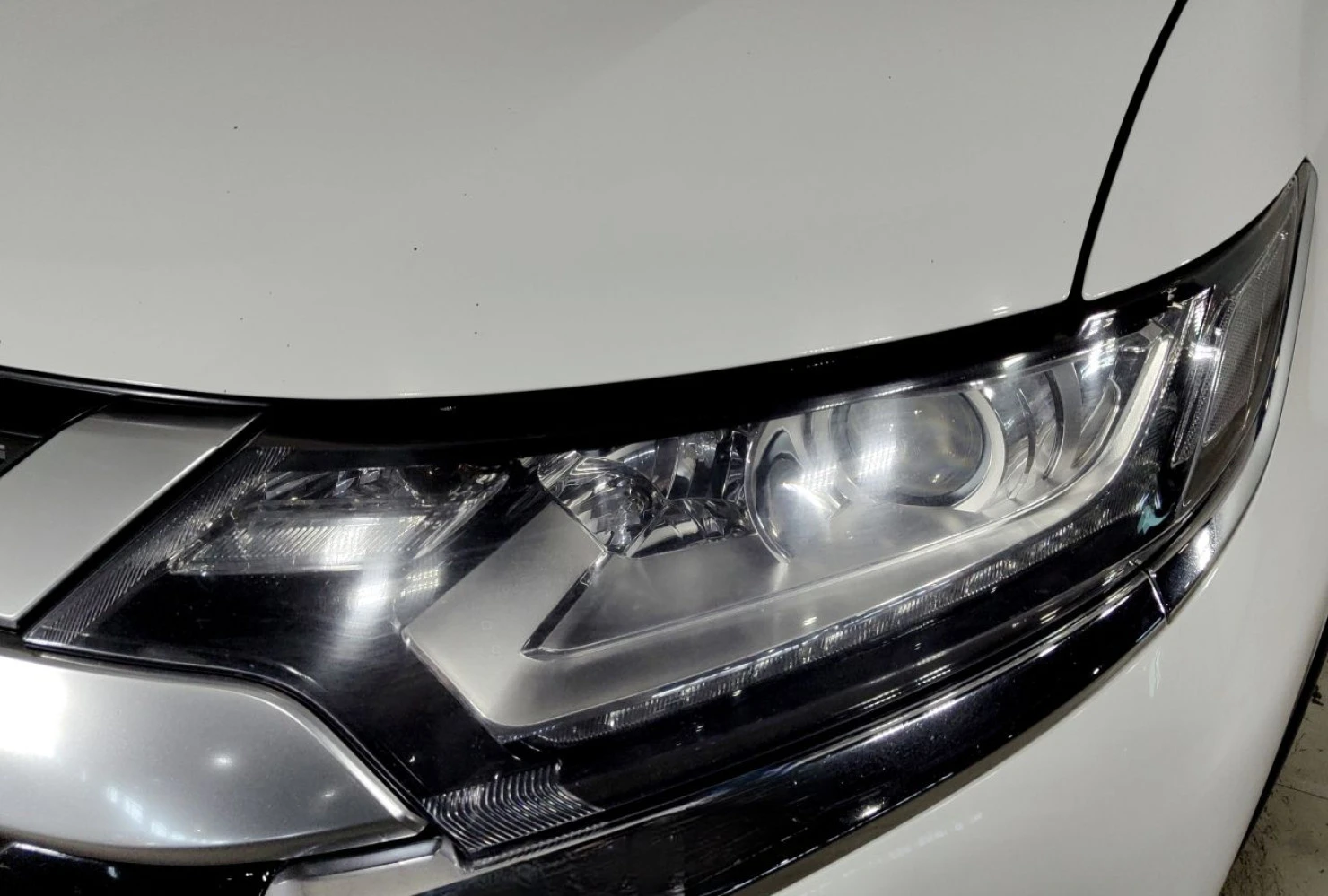 Mitsubishi OUTLANDER, 2019