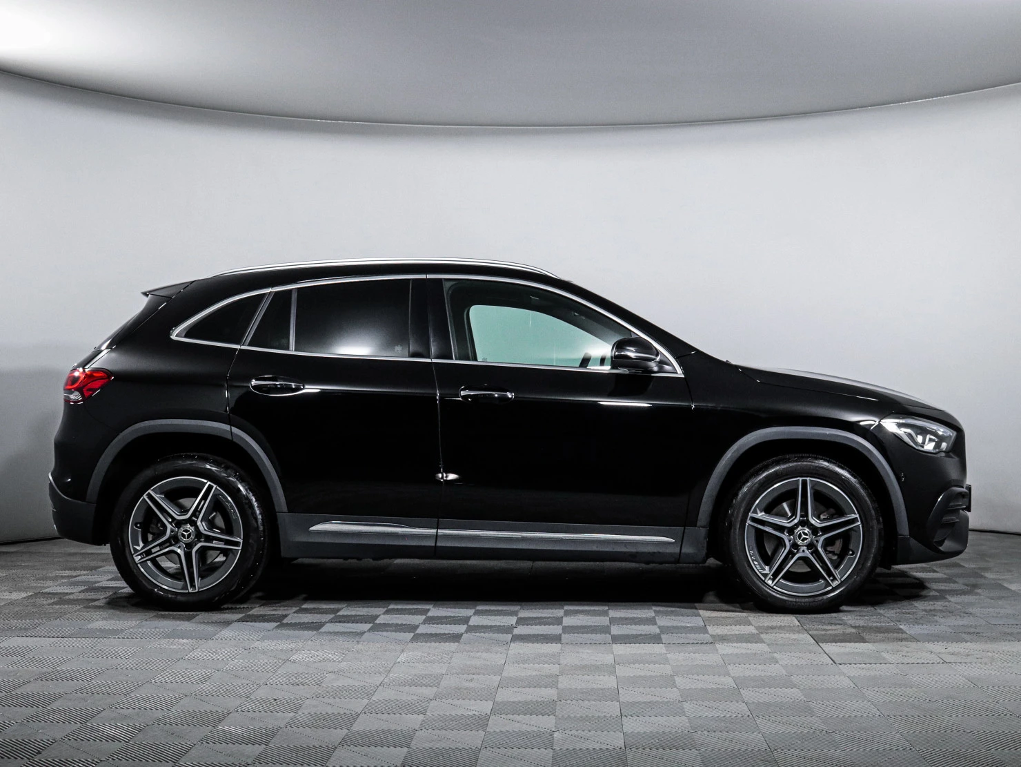 Mercedes-Benz GLA, 2020