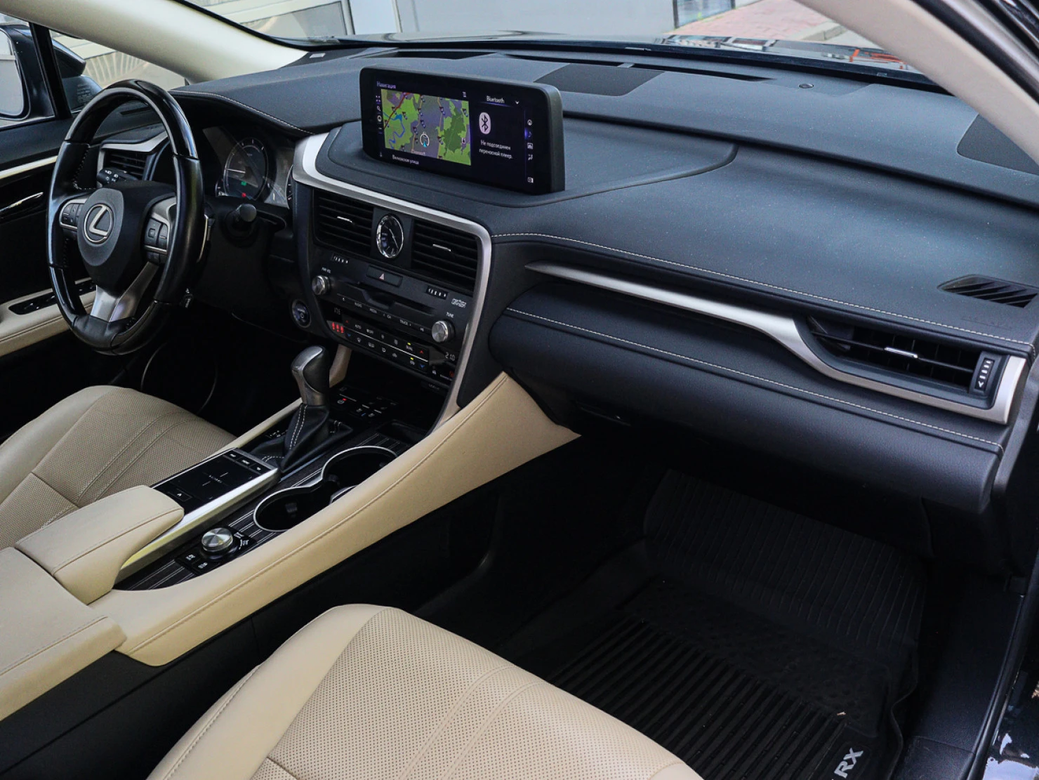 Lexus RX, 2021