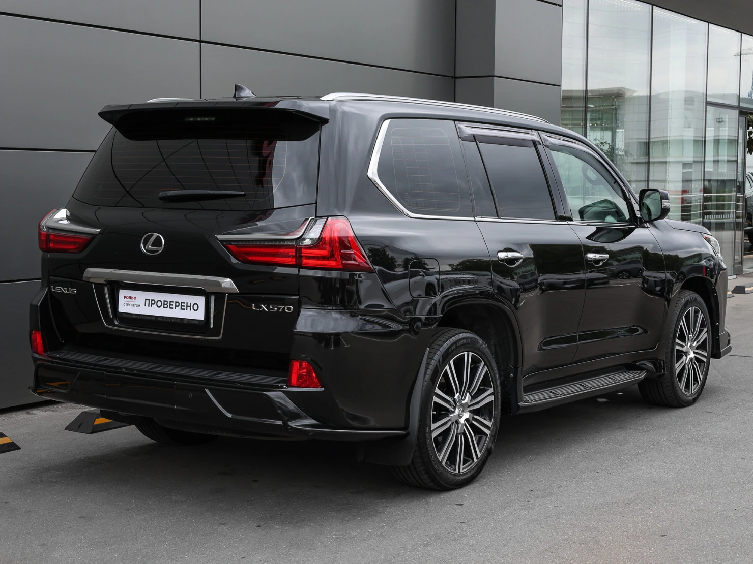 Lexus LX, 2017