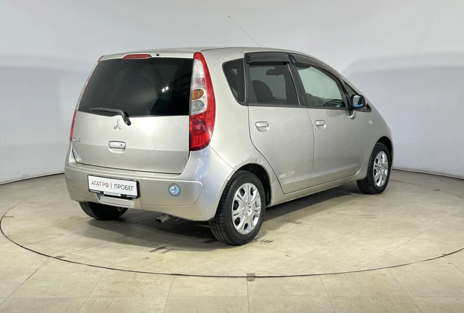 Mitsubishi Colt, 2004