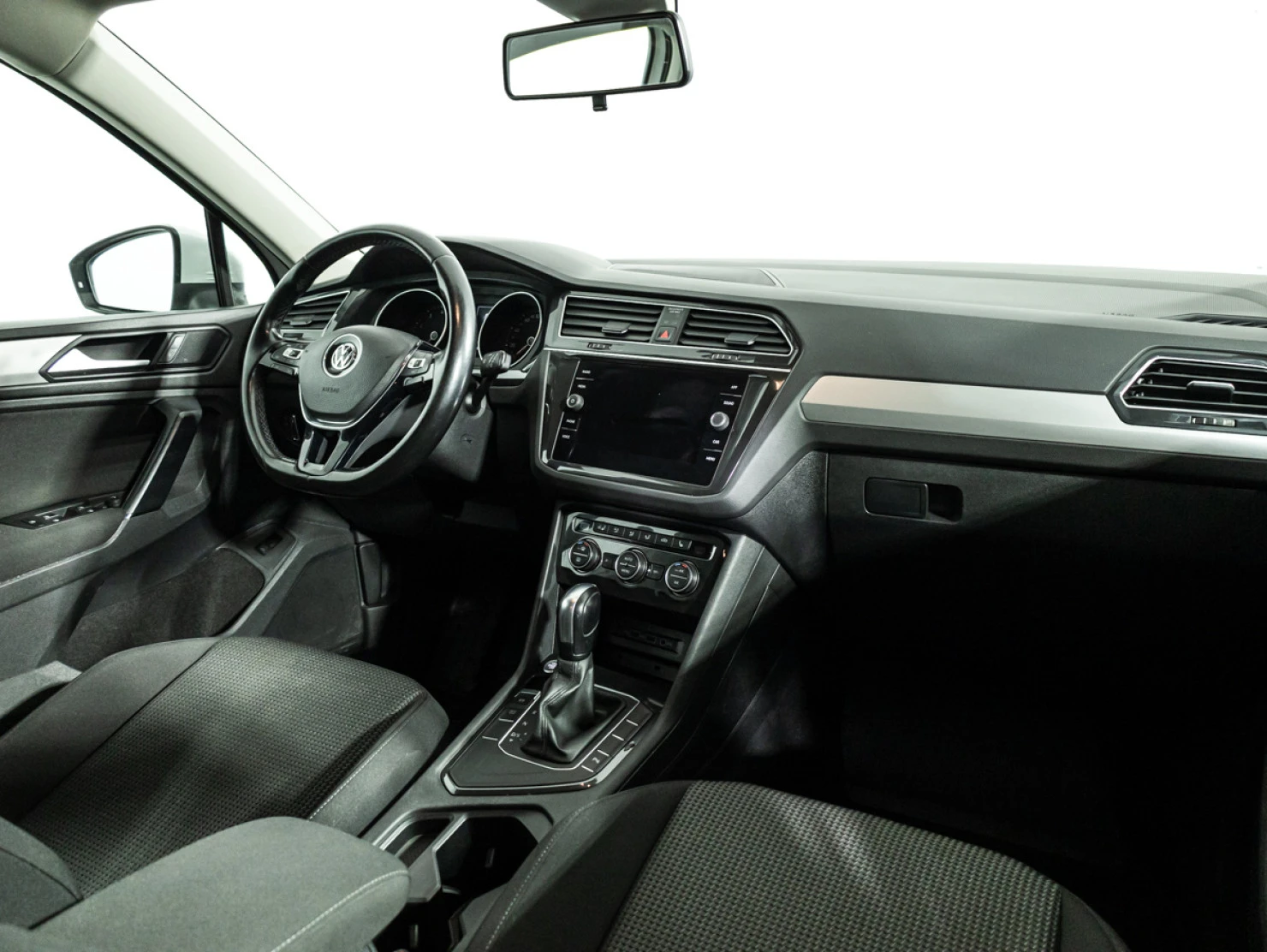 Volkswagen Tiguan, 2020
