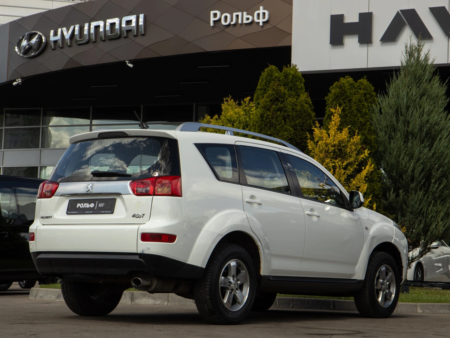 Peugeot 4007, 2008