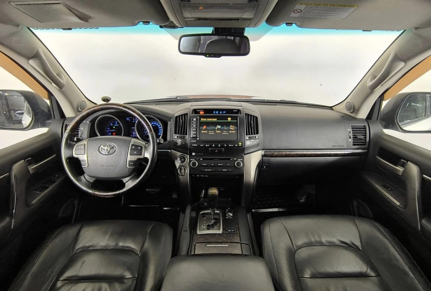 Toyota Land Cruiser, 2011