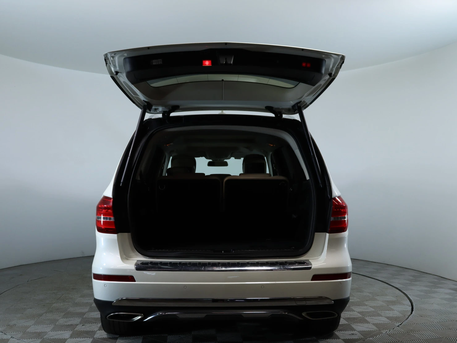 Mercedes-Benz GLS, 2016