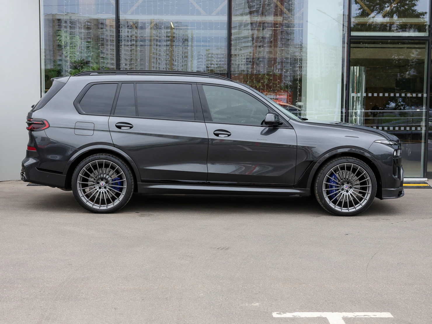 Alpina XB7, 2025