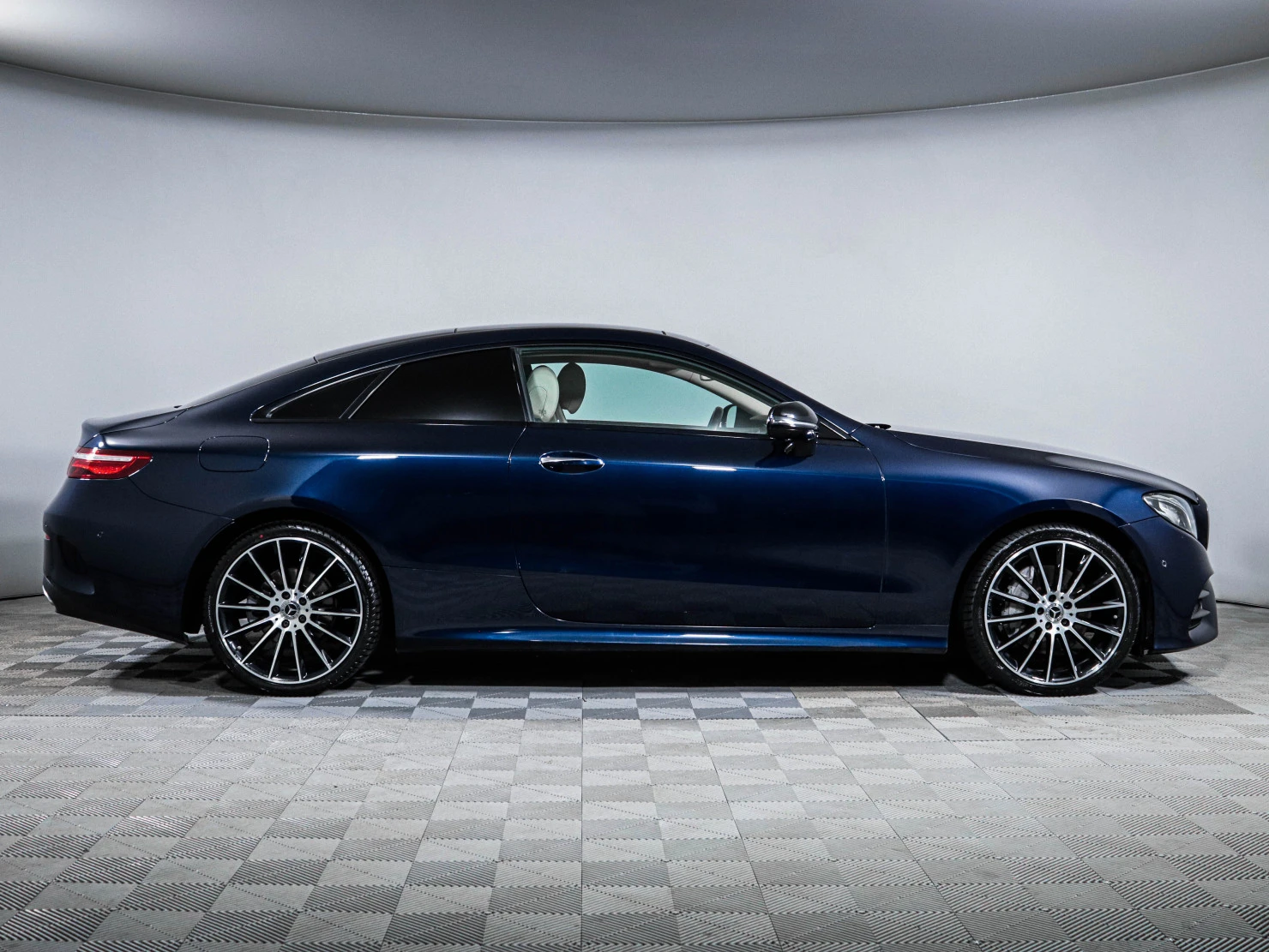 Mercedes-Benz E-Класс, 2018
