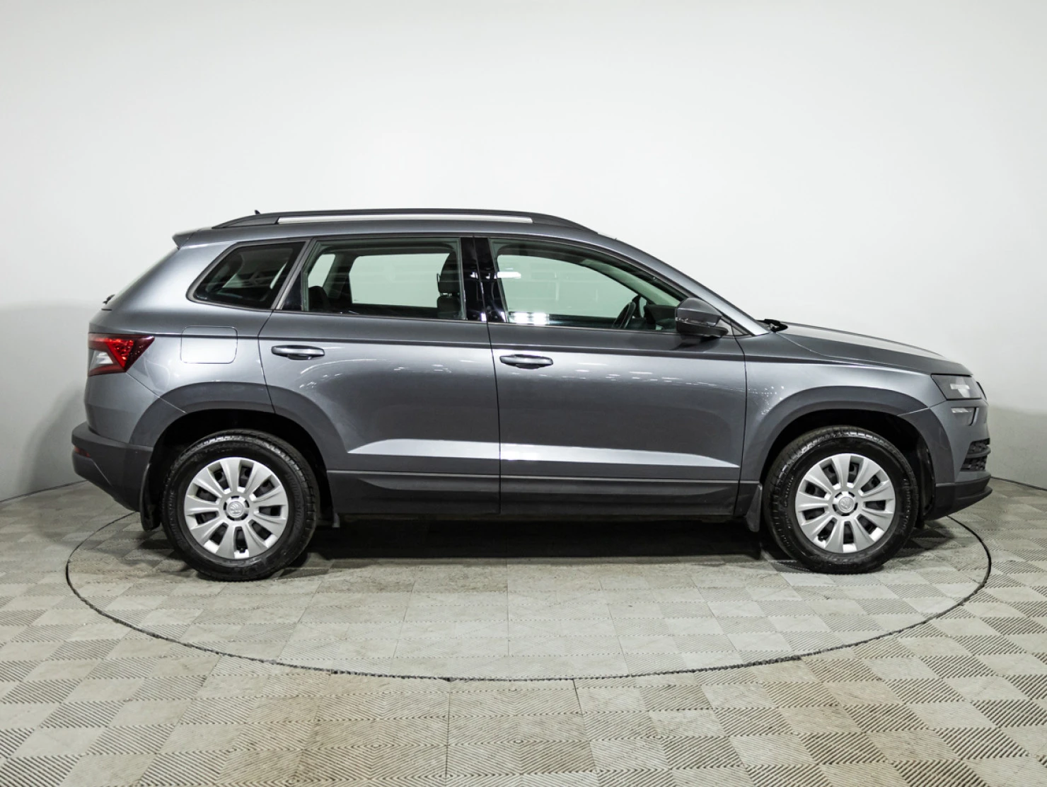ŠKODA KAROQ, 2020