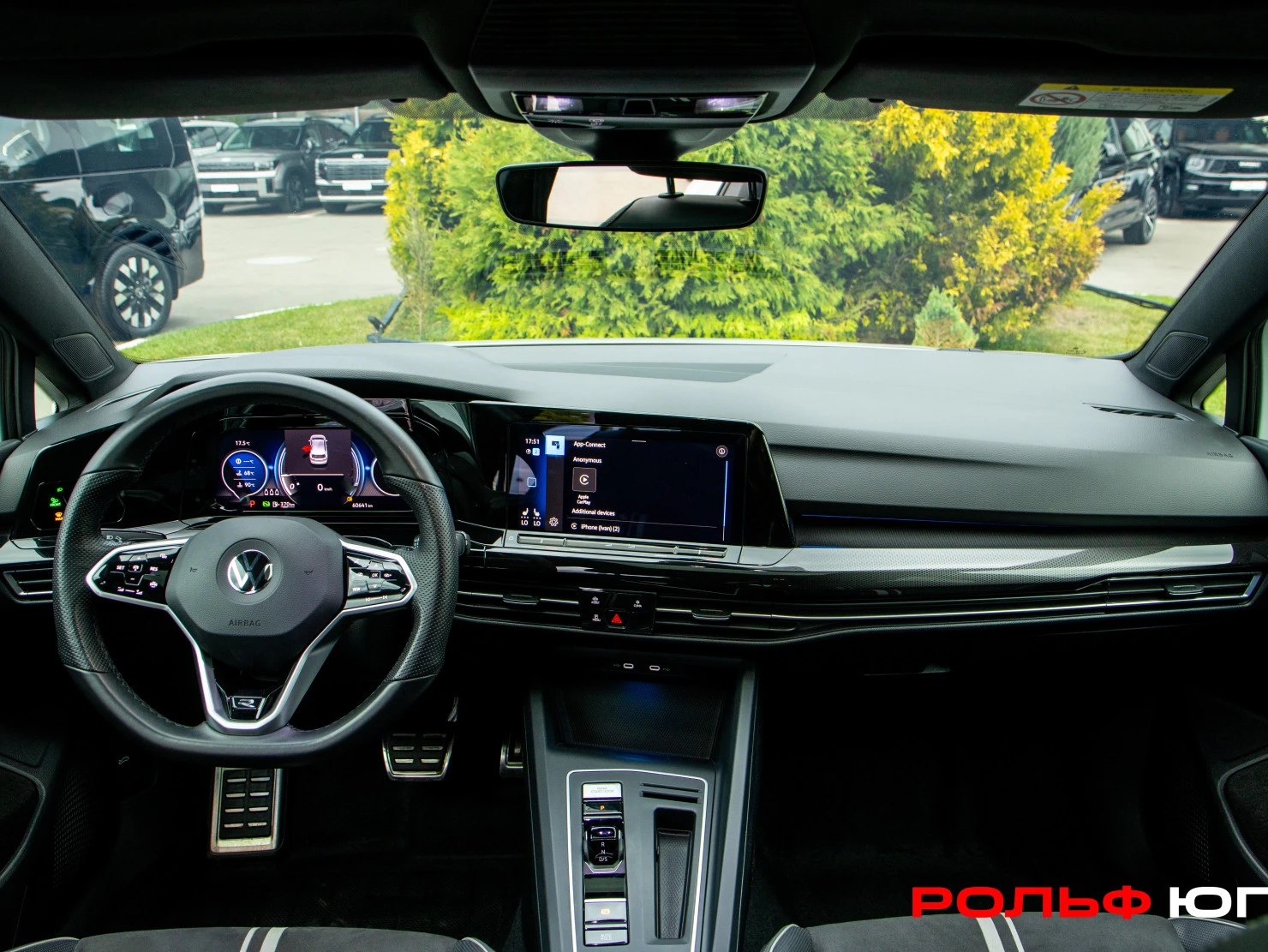 Volkswagen Golf, 2022