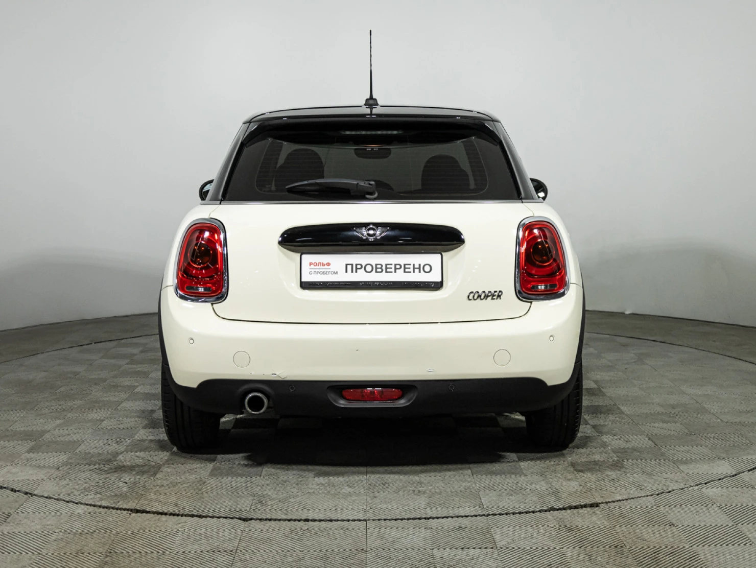 MINI Hatch, 2016